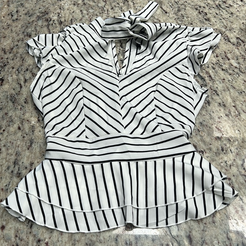 Medium white & black striped blouse